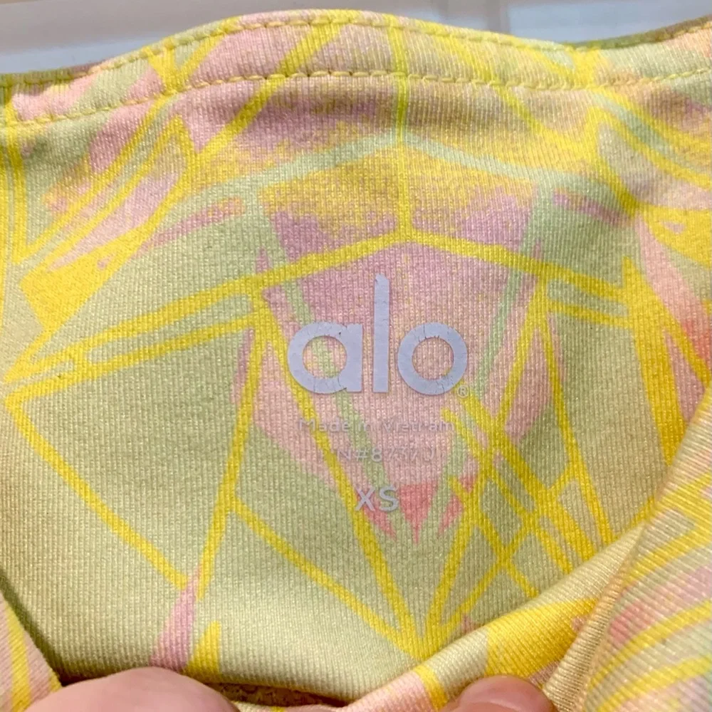 ALO YOGA Goddess Ruched Full Leggings Length Yellow Geometric Print Womens Sz XS